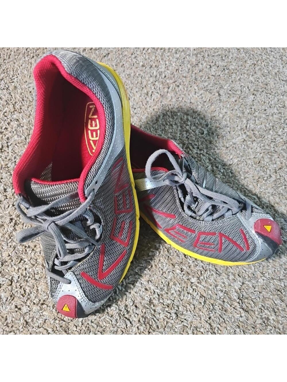 KEEN footwear Trail Running Shoe 12014-GYCP GTS1110